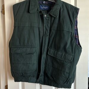 Men’s Van Heusen vest XL